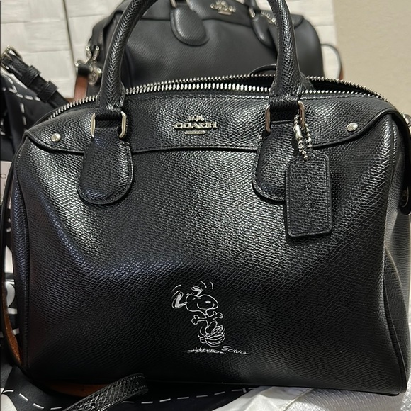 Coach NWT Black Leather Rare Snoopy Collaboration Shoulder/Hand Bag - Picture 9 of 12